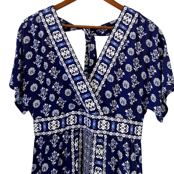 Garnet Hill Navy Blue Floral Print Maxi Dress Size 6 - Picture 3 of 16